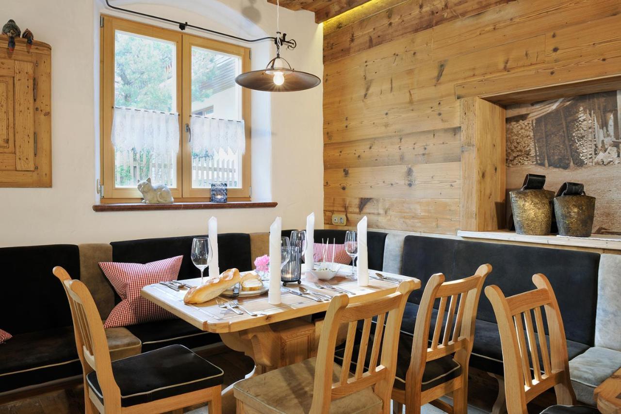 Hotel Herrschaftstaverne Haus im Ennstal Eksteriør billede