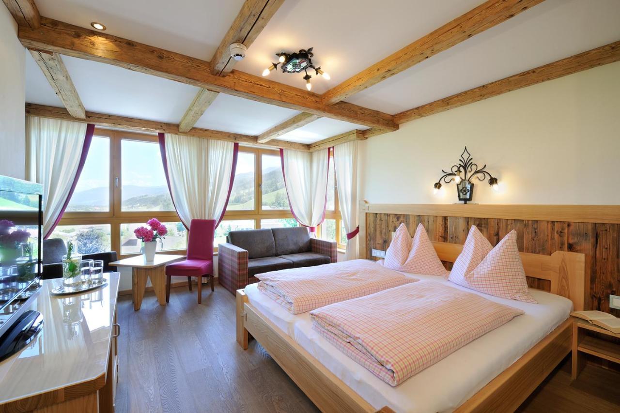 Hotel Herrschaftstaverne Haus im Ennstal Eksteriør billede